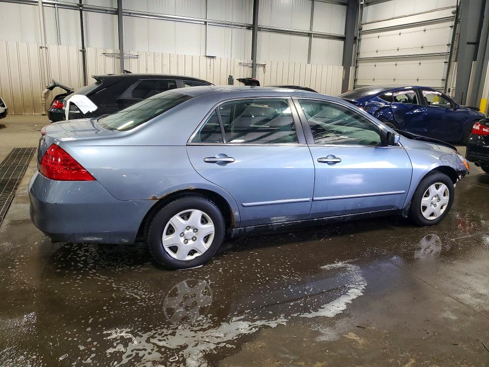 2007 Honda Accord VIN 1HGCM56477A119095 COPART salvage auction — FRONT END, Mn - Cert Of Title-Prior Salvage, sold $425 on 2026-07-09 (photo 3)