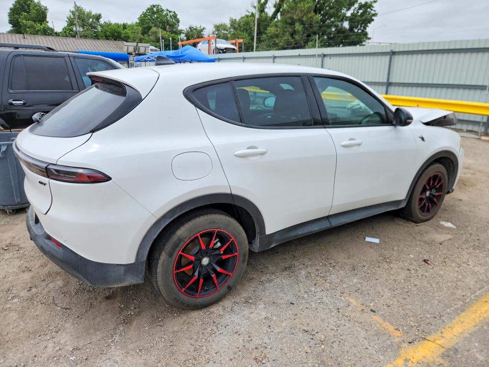 2025 Dodge Hornet VIN ZACNDFAN1S3A46626 COPART salvage auction — FRONT END, Ks - Cert Of Title-Salvage, sold $1,000 on 2026-07-22 (photo 3)