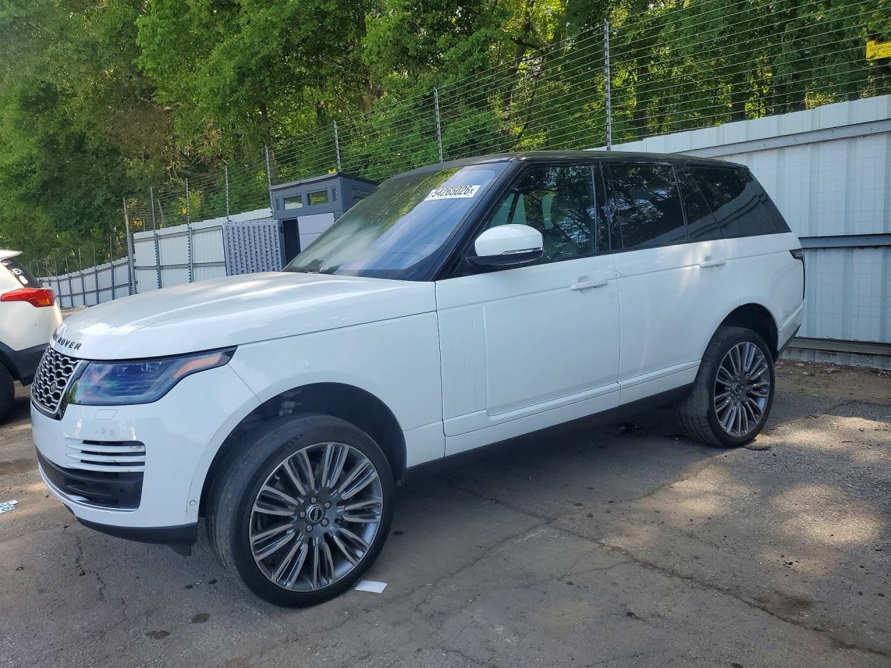 2018 Land Rover Range Rover VIN SALGS2SV5JA385685 COPART salvage auction — Normal Wear, GA - CERT OF TITLE-MANUFCTR BUYBACK (P), sold $12,800 on 2026-06-30 (photo 1)