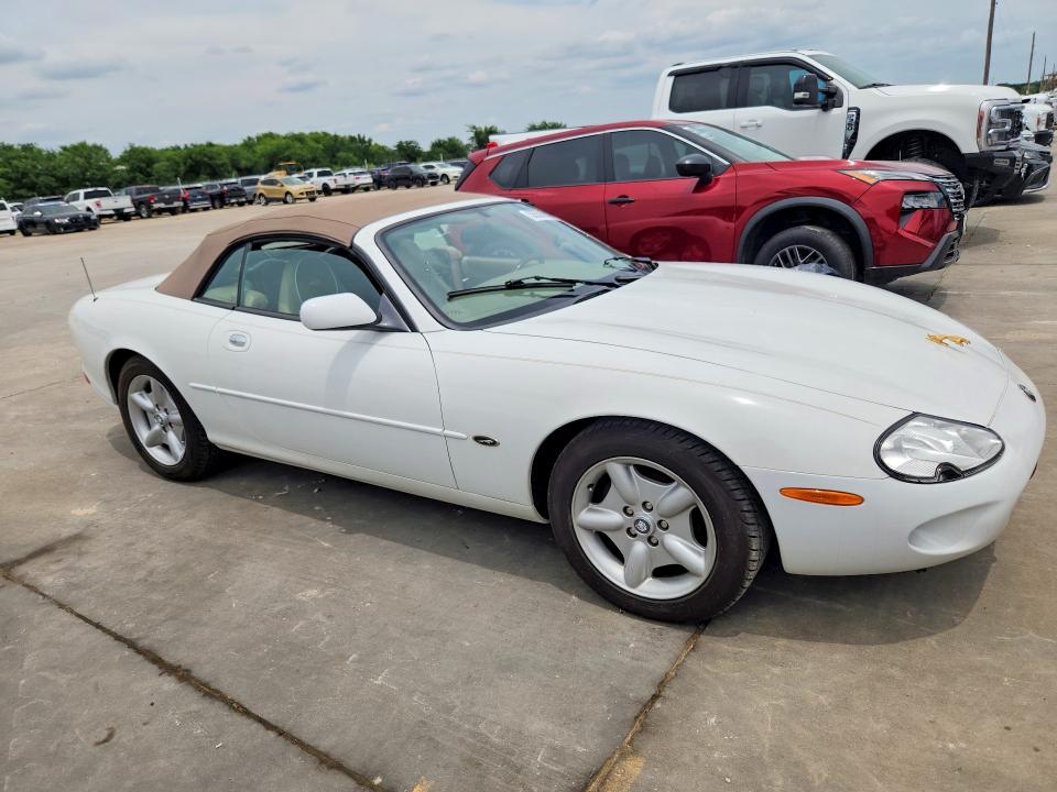 1998 Jaguar Xk VIN SAJGX224XWC026944 COPART salvage auction — NORMAL WEAR, Ok - Certificate Of Title (P), sold $2,450 on 2026-07-30 (photo 4)