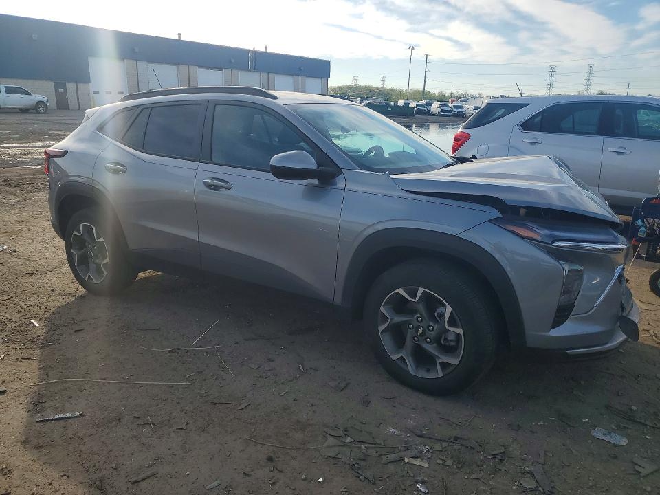 2025 Chevrolet Trax VIN KL77LHEP1SC039592 COPART salvage auction — FRONT END, Mi - Scrap Certificate Of Title, sold $3,650 on 2026-07-10 (photo 4)