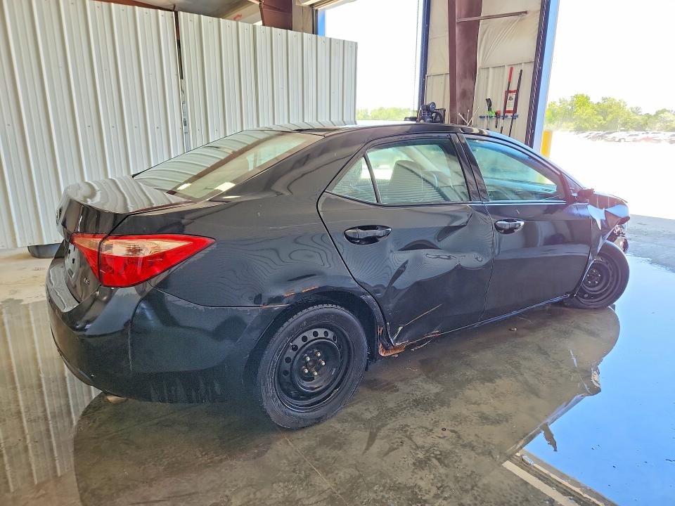 2018 Toyota Corolla VIN 5YFBURHE3JP855798 COPART salvage auction — UNDERCARRIAGE, Il - Junking Cert Of A Vehicle, sold $1,800 on 2026-07-28 (photo 3)
