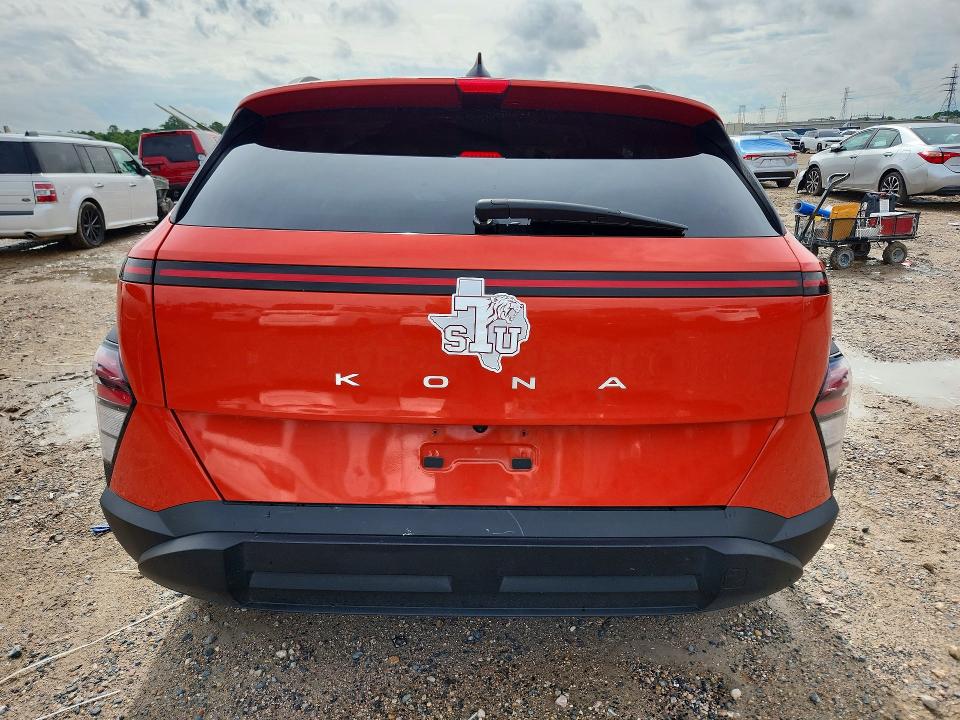 2024 Hyundai Kona VIN KM8HC3AB7RU061164 COPART salvage auction — FRONT END, Tx - Salvage Vehicle Title, sold $150 on 2026-07-24 (photo 6)