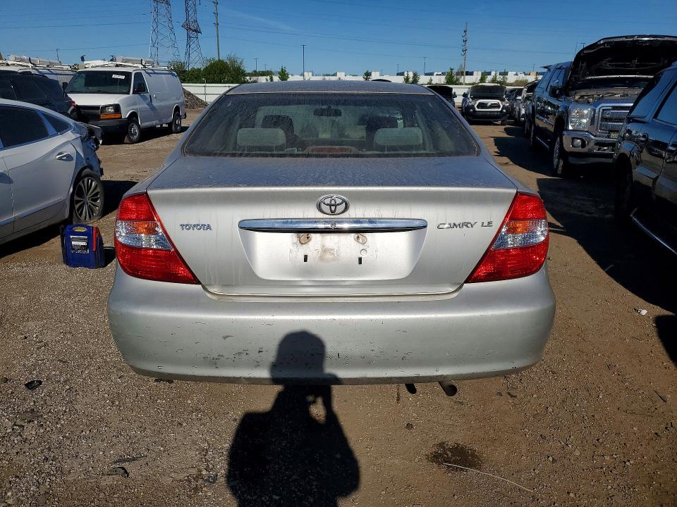 2003 Toyota Camry VIN 4T1BE32K63U676228 COPART salvage auction — FRONT END, Il - Salvage Certificate, sold $475 on 2026-07-02 (photo 6)