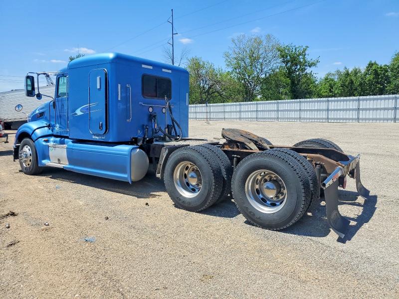 2011 Peterbilt 386 VIN 1XPHDP9X6BD127183 COPART salvage auction — ALL OVER, IA - CERT OF TITLE-SALVAGE TITLE, sold $5,400 on 2026-07-30 (photo 3)