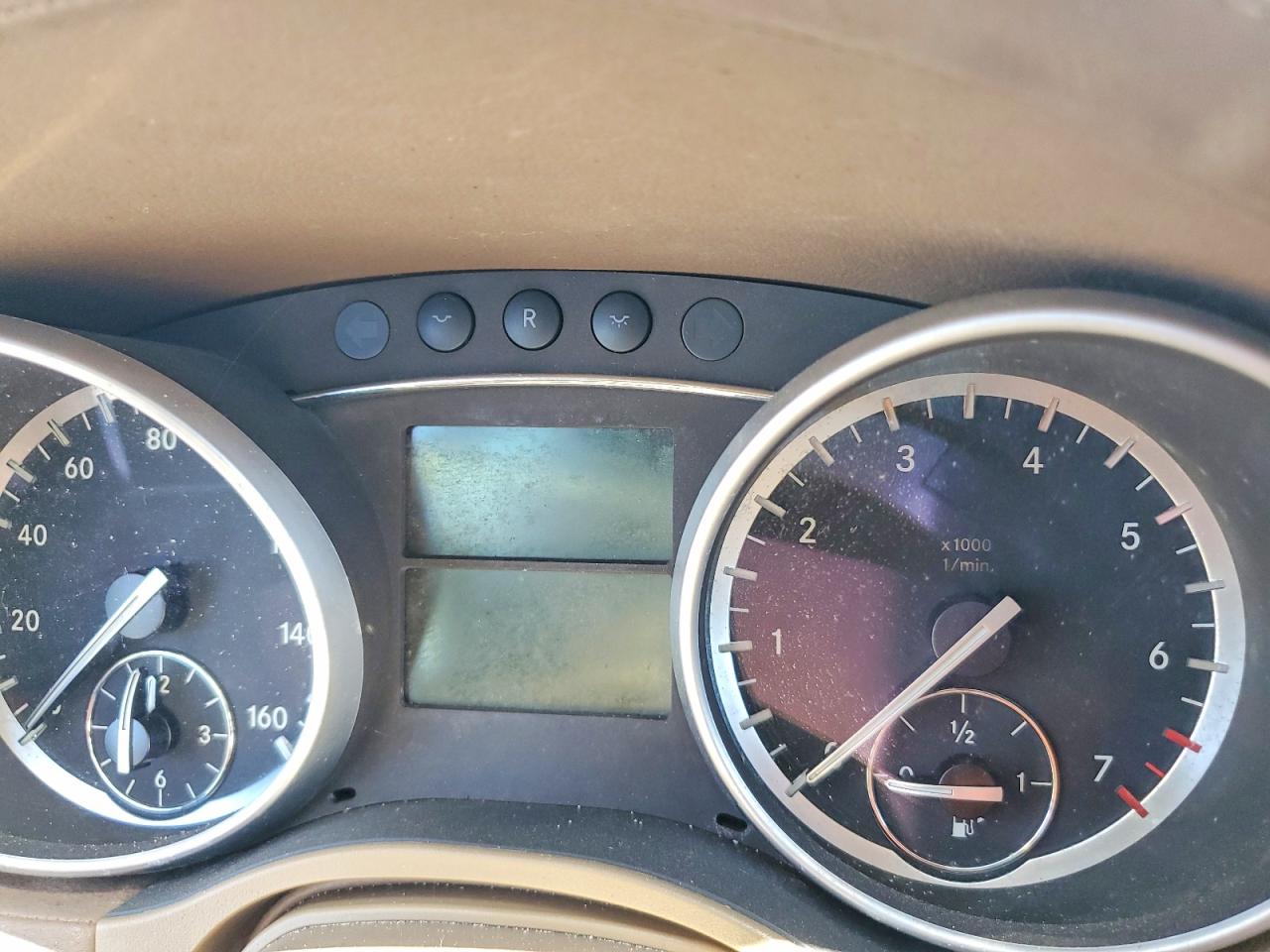 2011 Mercedes-Benz GL-Class VIN 4JGBF8GEXBA739411 COPART salvage auction — Mechanical, FL - CERTIFICATE OF TITLE (P), sold $700 on 2026-07-01 (photo 9)