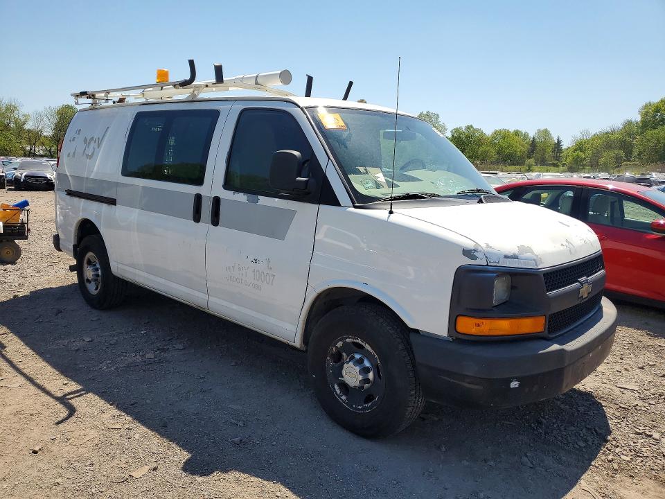 2011 Chevrolet Express 2500 VIN 1GCWGFCA9B1177107 COPART salvage auction — MINOR DENT/SCRATCHES, Ny - Certificate Of Title, sold $1,350 on 2026-07-08 (photo 4)