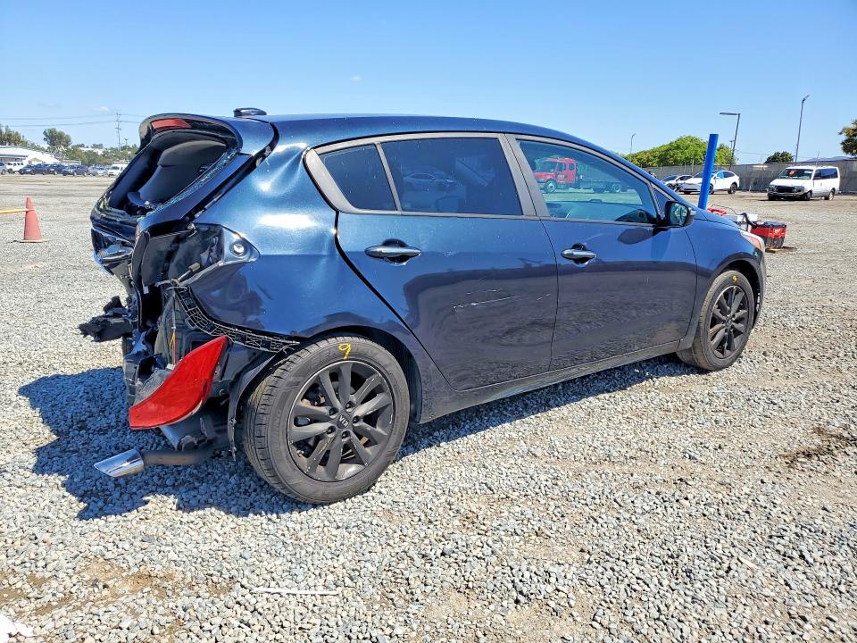 2017 Kia VIN KNAFK5A85H5706754 COPART salvage auction — REAR END, Ca - Salvage Certificate, sold $850 on 2026-07-02 (photo 3)