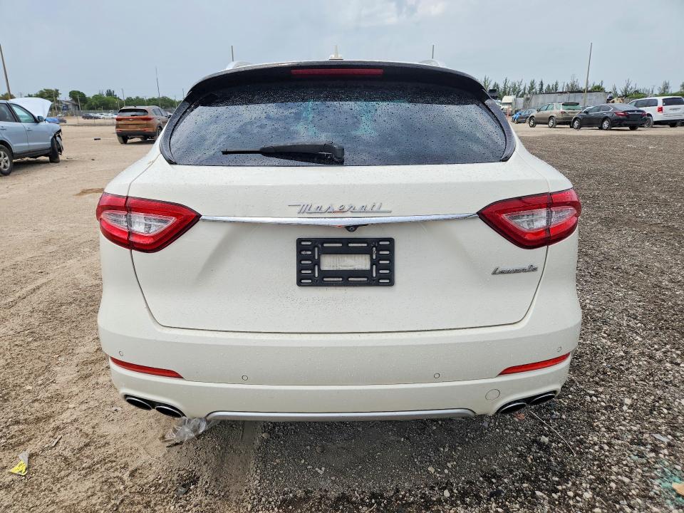 2017 Maserati Levante VIN ZN661XUL4HX211076 COPART salvage auction — Burn Engine, Salvage Title, sold $825 on 2026-07-28 (photo 6)