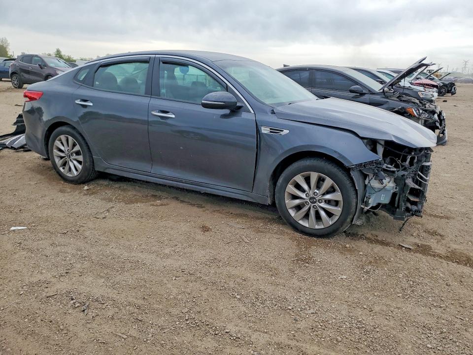 2017 Kia Optima VIN 5XXGT4L32HG153704 COPART salvage auction — FRONT END, Il - Salvage Certificate, sold $1,000 on 2026-07-21 (photo 4)