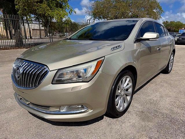 2016 Buick Lacrosse VIN 1G4GB5G35GF172002 COPART salvage auction — MINOR DENT/SCRATCHES, Fl - Cert Of Title-Rebuilt (P), sold $3,950 on 2026-07-08 (photo 1)