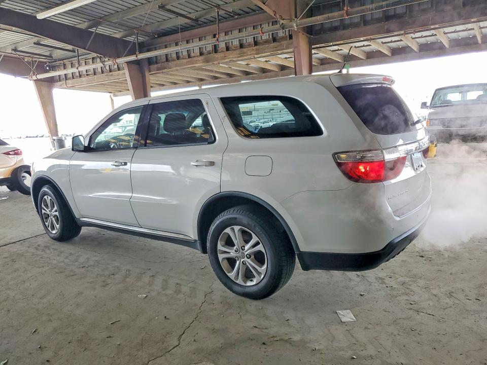 2013 Dodge Durango VIN 1C4RDHAG2DC668375 COPART salvage auction — MINOR DENT/SCRATCHES, Ca - Dis/Dlr/Exp Only Clean Title, sold $2,000 on 2026-07-02 (photo 2)
