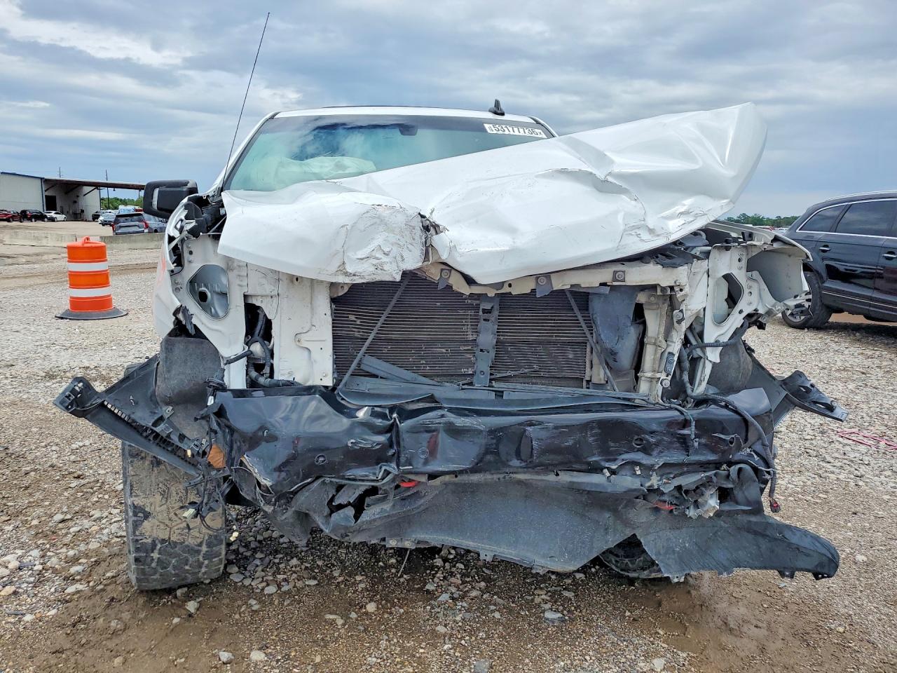 2019 Chevrolet Silverado 1500 VIN 1GCPYFED1KZ135685 COPART salvage auction — Front End, TX - CERTIFICATE OF TITLE, sold $6,600 on 2026-07-08 (photo 5)