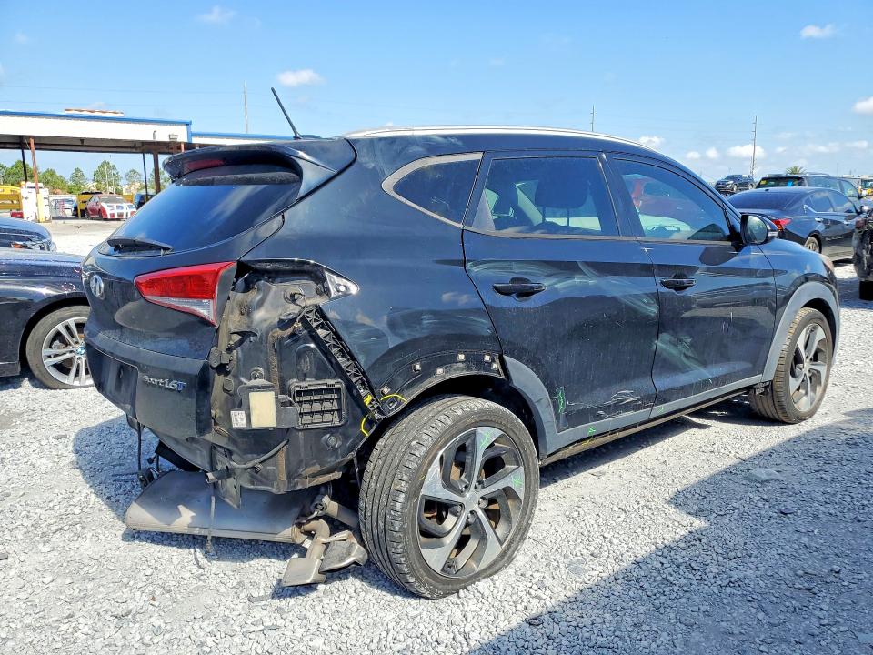2017 Hyundai Tucson VIN KM8J33A22HU480488 COPART salvage auction — REAR END, Fl - Cert Of Title Slvg Rebuildable, sold $500 on 2026-07-28 (photo 3)