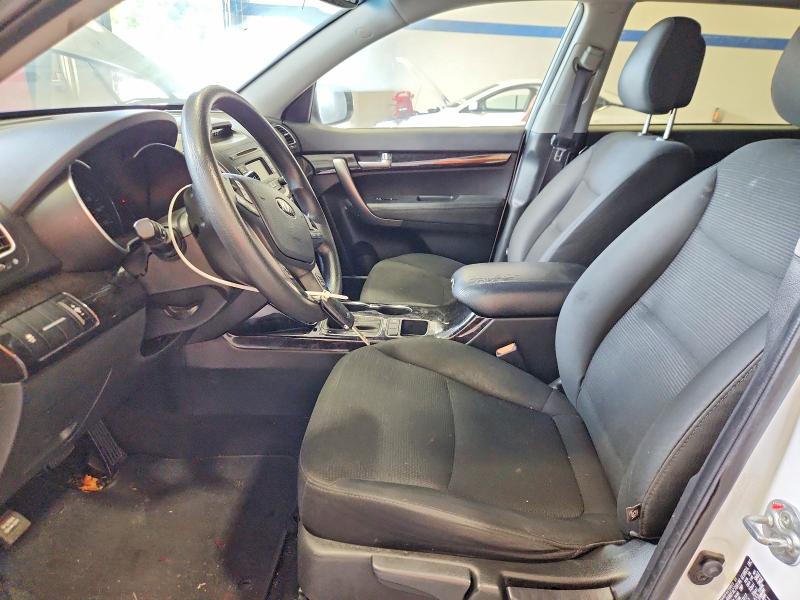 2014 Kia Sorento VIN 5XYKT3A6XEG535651 COPART salvage auction — Burn Engine, VA - CERT OF TITLE - SALVAGE, sold $600 on 2026-07-02 (photo 7)