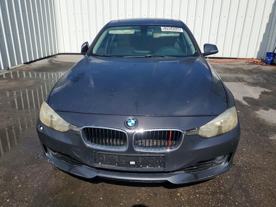 2013 BMW 3er VIN WBA3B5C57DF597742 COPART salvage auction — MECHANICAL, Fl - Certificate Of Title, sold $300 on 2026-08-20 (photo 5)