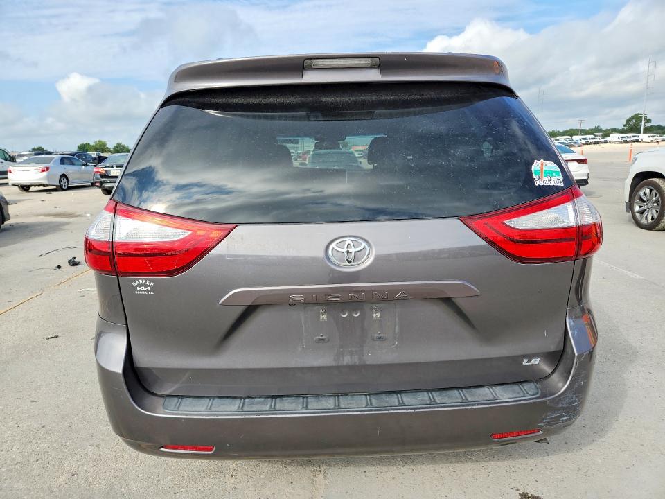 2017 Toyota VIN 5TDKZ3DC8HS841903 COPART salvage auction — MINOR DENT/SCRATCHES, La - Cert Of Title-Salvage, sold $6,600 on 2026-07-29 (photo 6)