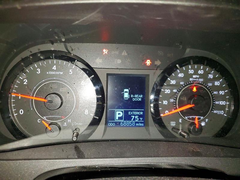 2015 Toyota Sienna VIN 5TDZK3DC1FS529986 COPART salvage auction — SIDE, Mi - Cert Of Title-Salvage Vehicle, sold $3,050 on 2026-07-31 (photo 9)