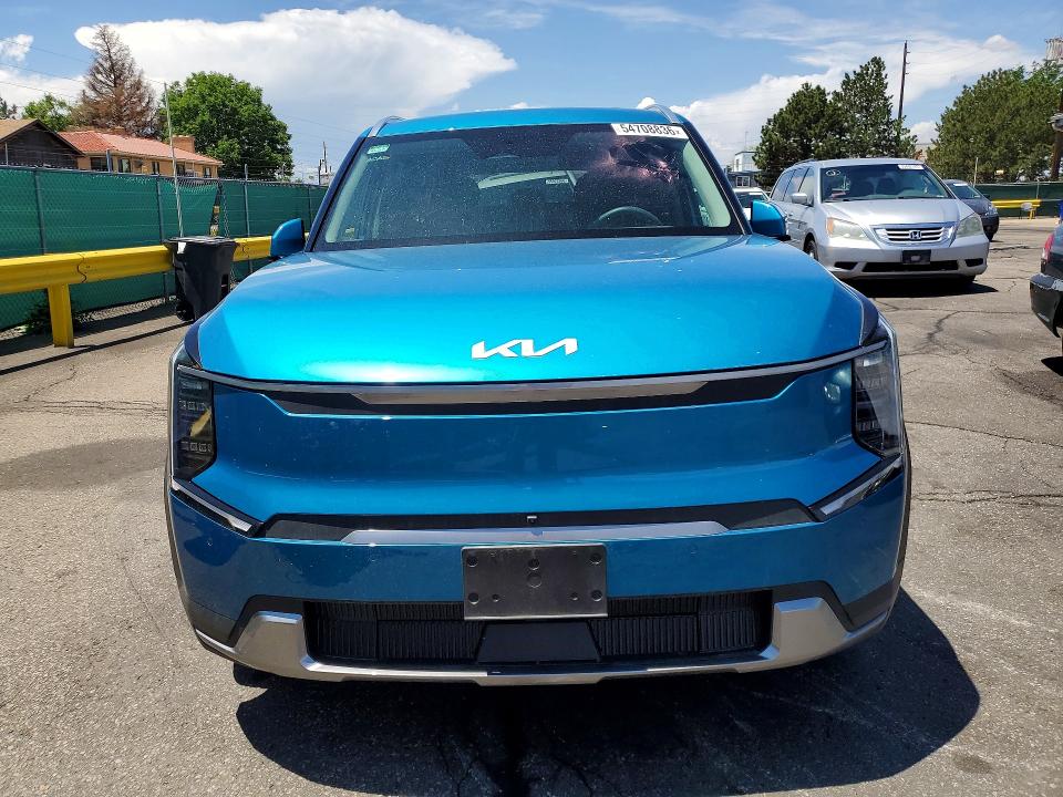 2026 Kia Ev9 VIN 5XYAFFS53TG006033 COPART salvage auction — REAR END, CO - SALVAGE TITLE, sold $15,400 on 2026-07-28 (photo 5)