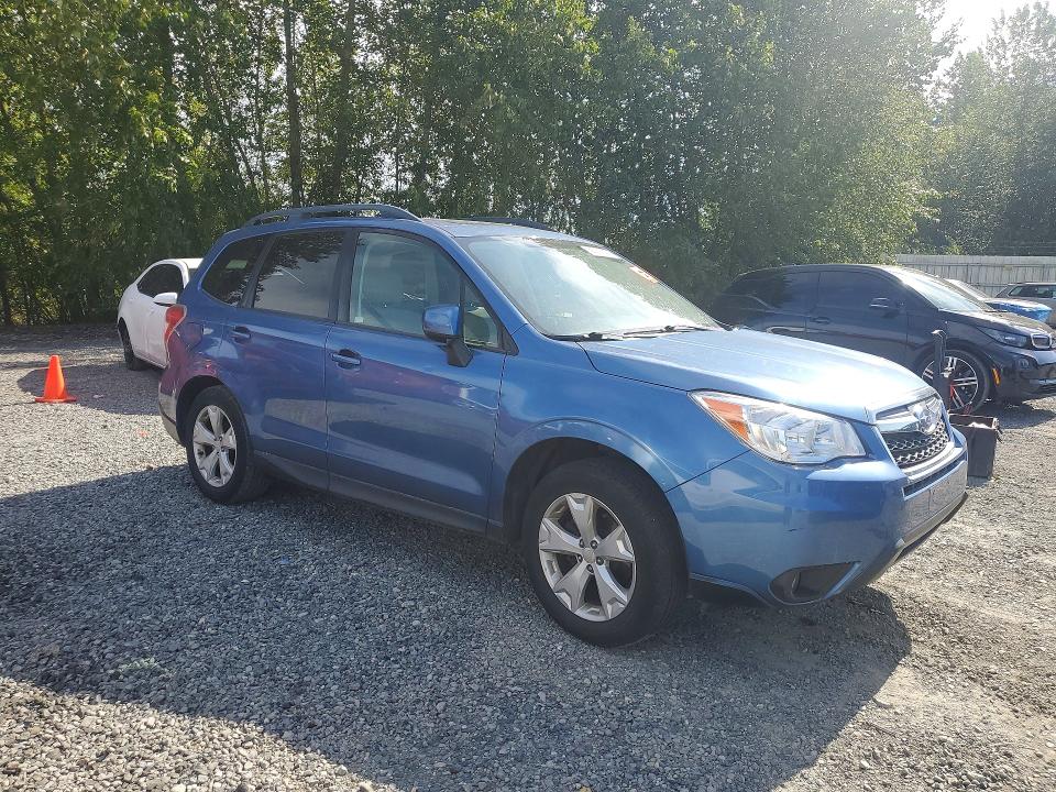 2016 Subaru Forester VIN JF2SJAFC2GH442157 COPART salvage auction — MINOR DENT/SCRATCHES, Id - Salvage Certificate Of Title, sold $3,600 on 2026-07-06 (photo 4)