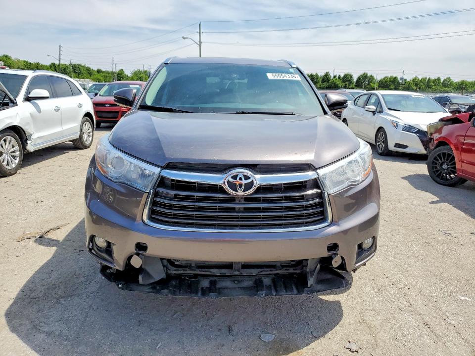 2016 Toyota Highlander VIN 5TDJKRFH0GS243749 COPART salvage auction — WATER/FLOOD, In - Cert Of Title-Salvage Flood, sold $4,250 on 2026-07-14 (photo 5)