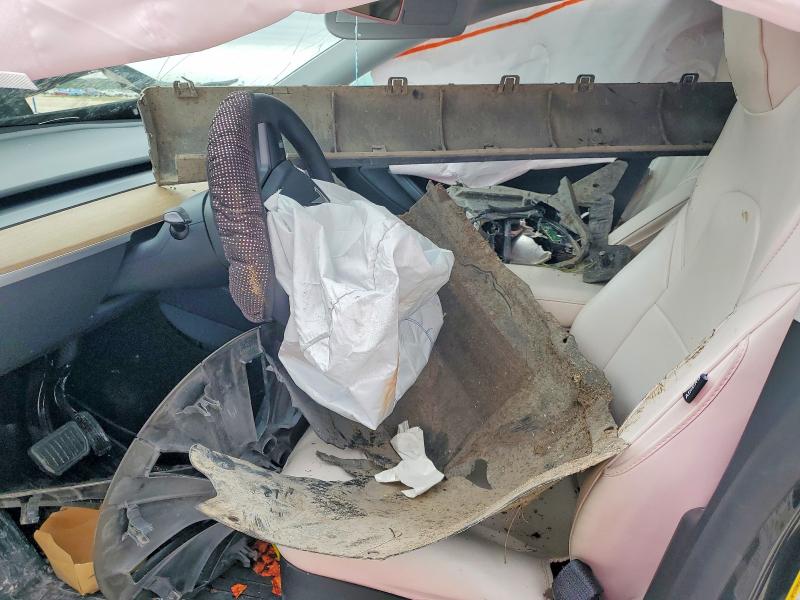 2024 Tesla Model y VIN 7SAYGDEDXRA331457 COPART salvage auction — FRONT END, Tx - Salvage Vehicle Title, sold $3,500 on 2026-07-02 (photo 7)