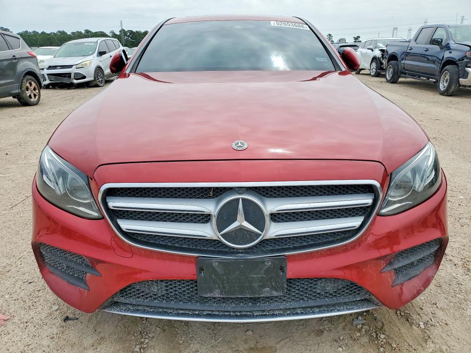 2019 Mercedes-benz VIN WDDZF4JB4KA520055 COPART salvage auction — NORMAL WEAR, Tx - Certificate Of Title, sold $7,800 on 2026-07-28 (photo 5)