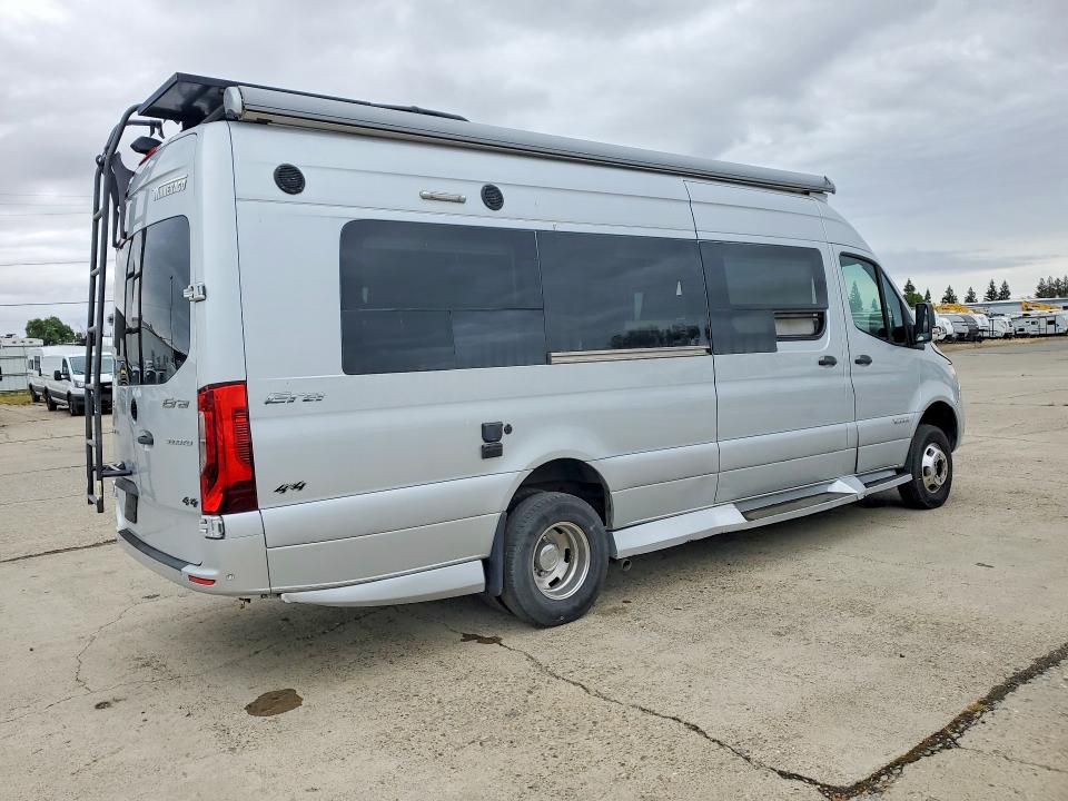 2020 Mercedes-benz VIN W1W8ED6Y2LP313138 COPART salvage auction — ROLLOVER, Or - Salvage Title Certificate, sold $30,500 on 2026-07-22 (photo 3)