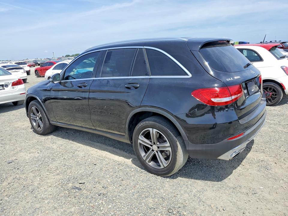 2016 Mercedes-benz Glc class VIN WDC0G4JB9GF114390 COPART salvage auction — MINOR DENT/SCRATCHES, FL - DIS/DLR/EXP ONLY CLEAN TITLE, sold $5,700 on 2026-07-30 (photo 2)