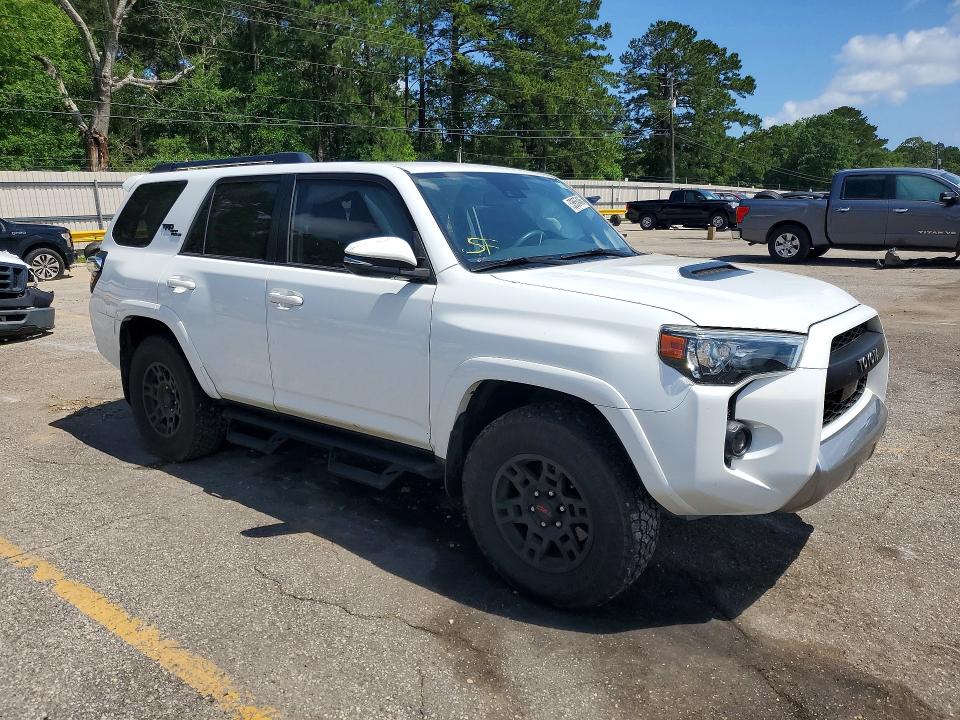 2020 Toyota 4runner VIN JTEBU5JR3L5809504 COPART salvage auction — SIDE, Al - Cert Of Title-Salvage Title, sold $14,300 on 2026-07-13 (photo 4)