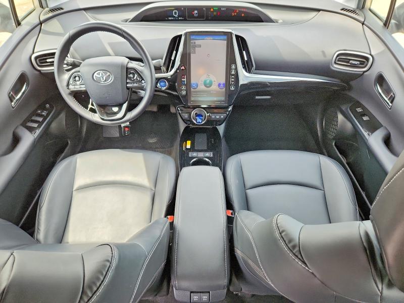 2022 Toyota Prius VIN JTDKAMFP7N3211137 COPART salvage auction — FRONT END, VA - CERT OF TITLE - SALVAGE, sold $5,200 on 2026-07-27 (photo 8)