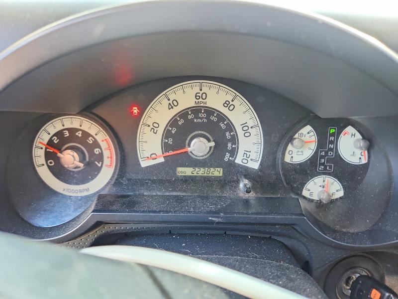 2008 Toyota Fj cruiser VIN JTEBU11F48K040907 COPART salvage auction — SIDE, Nc - Salvage Certificate Of Title, sold $1,850 on 2026-07-29 (photo 9)