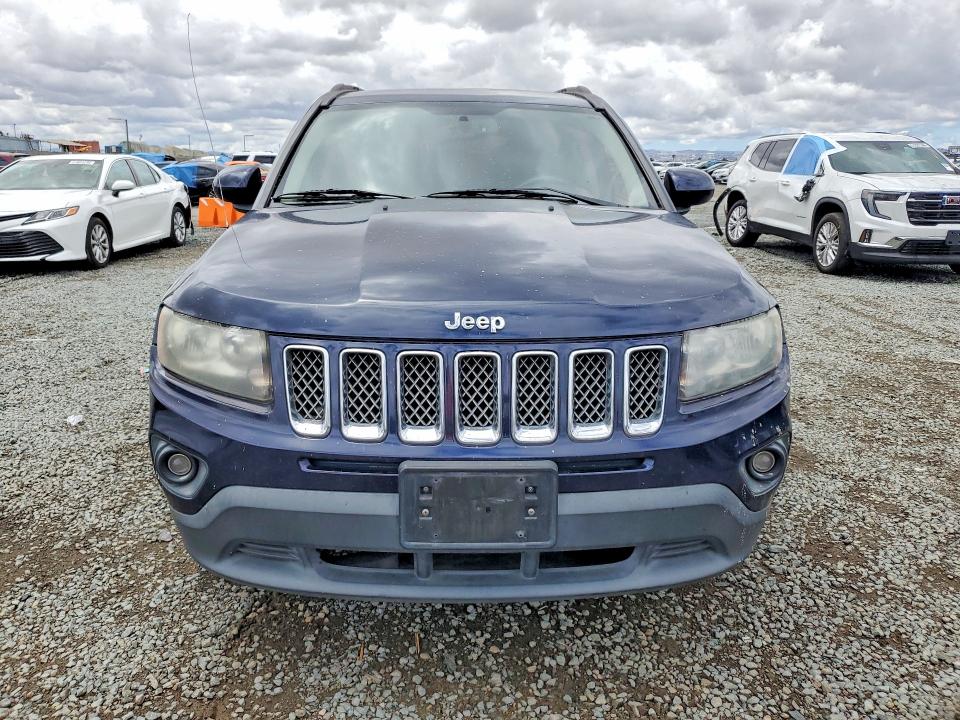 2016 Jeep Compass VIN 1C4NJCEA4GD655433 COPART salvage auction — SIDE, Ca - Dis/Dlr/Exp Only Clean Title, sold $500 on 2026-07-02 (photo 5)