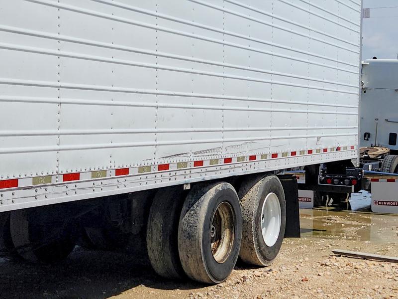 2015 Great dane trailers Gdan VIN 1GRAA0623FW704294 COPART salvage auction — SIDE, TX - SALVAGE VEHICLE TITLE, sold $9,400 on 2026-07-16 (photo 9)