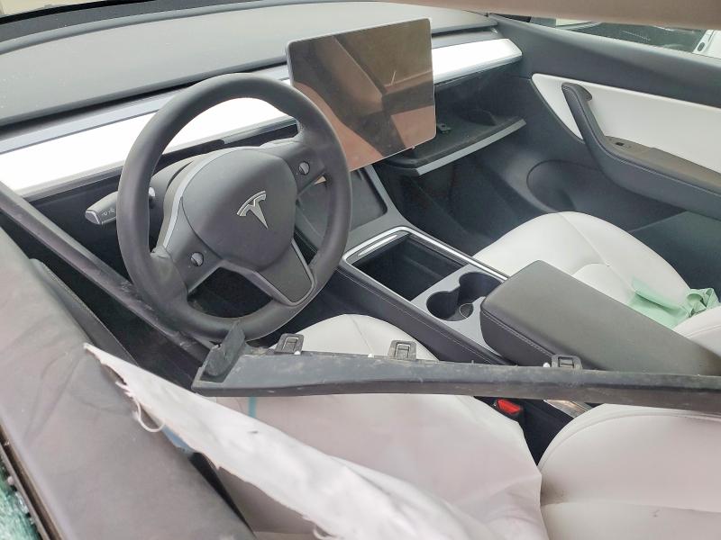 2022 Tesla Model y VIN 7SAYGDEE8NF361840 COPART salvage auction — SIDE, On - Permit Salvage, sold $5,700 on 2026-07-07 (photo 8)