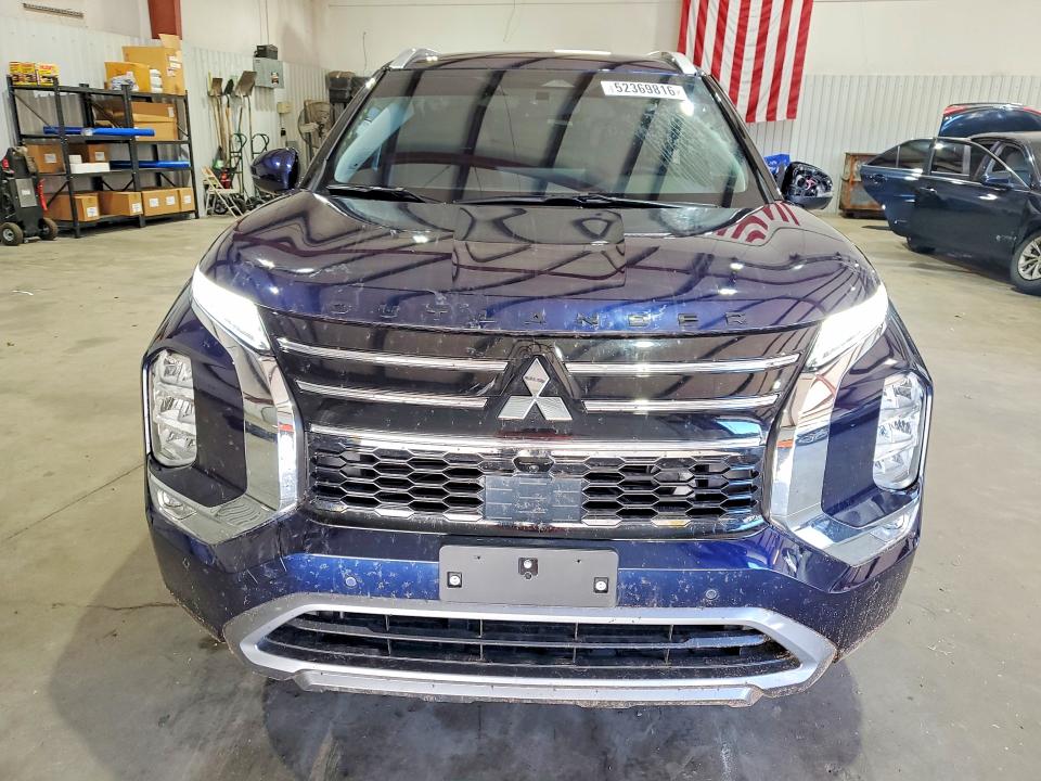 2025 Mitsubishi Outlander VIN JA4J3WA8XSZ057057 COPART salvage auction — SIDE, TX - SALVAGE VEHICLE TITLE, sold $8,400 on 2026-07-13 (photo 5)