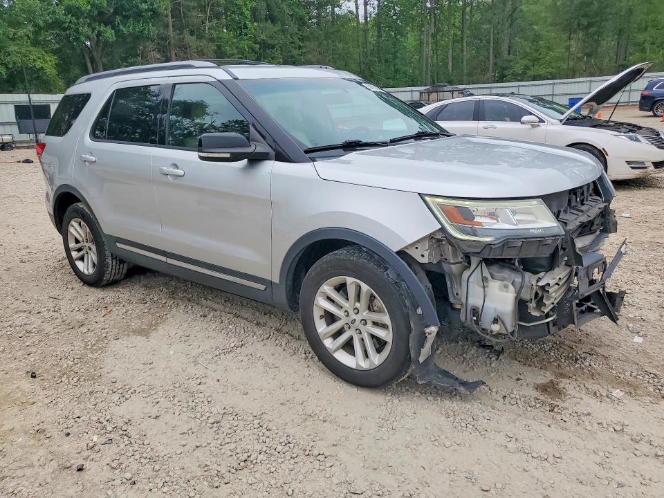 2017 Ford Explorer VIN 1FM5K7D8XHGA44885 COPART salvage auction — FRONT END, Nc - Salvage Certificate Of Title, sold $3,100 on 2026-07-03 (photo 4)