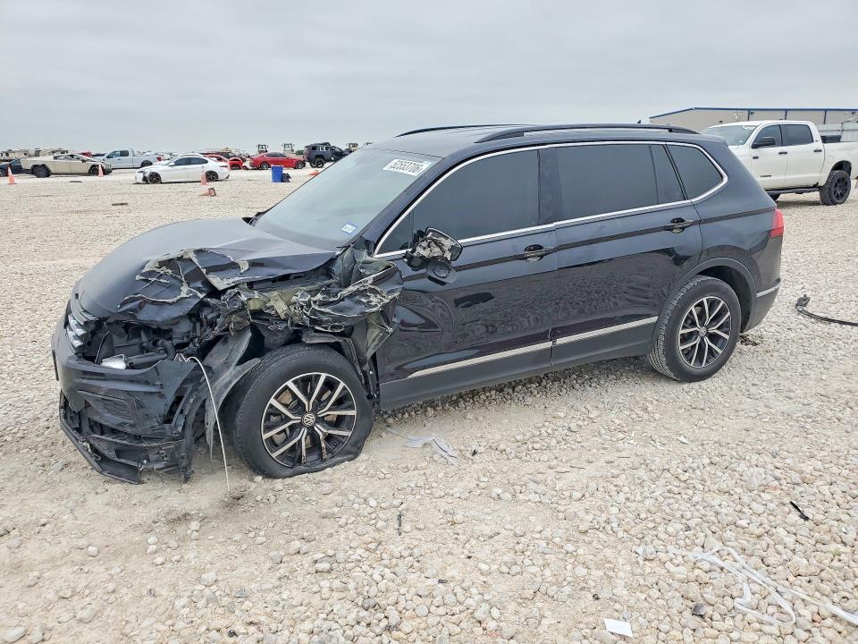 2021 Volkswagen Tiguan VIN 3VV3B7AX0MM062160 — COPART salvage auction photo
