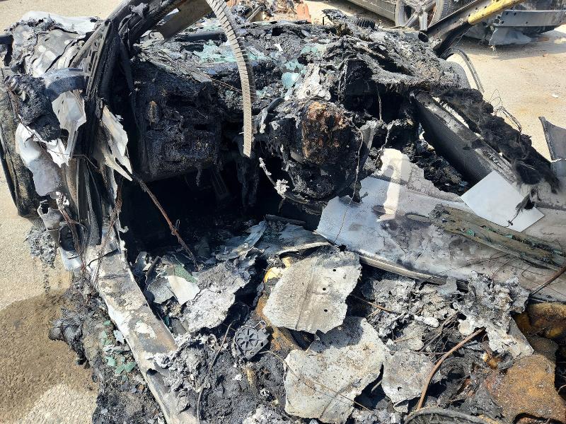 2020 Toyota Supra VIN WZ1DB4C0XLW033007 COPART salvage auction — BURN, CA - NON-REPAIRABLE VEHICLE CERT, sold $50 on 2026-07-29 (photo 8)