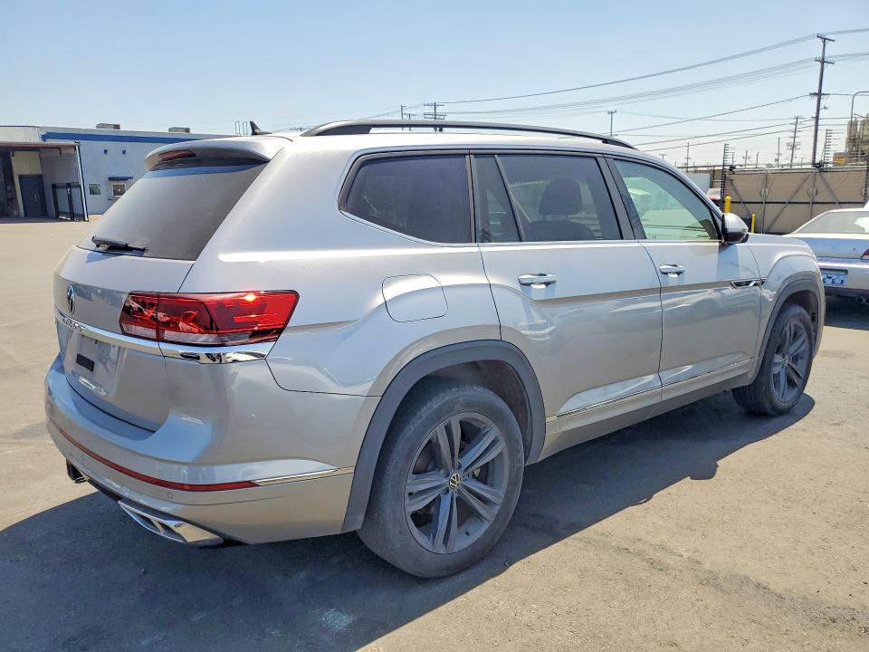 2021 Volkswagen Atlas VIN 1V2PR2CA7MC537665 COPART salvage auction — MECHANICAL, CA - DIS/DLR/EXP ONLY CLEAN TITLE, sold $6,300 on 2026-08-17 (photo 3)