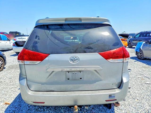 2012 Toyota Sienna VIN 5TDYK3DC3CS201055 COPART salvage auction — SIDE, Oh - Certificate Of Title, sold $1,750 on 2026-07-31 (photo 6)
