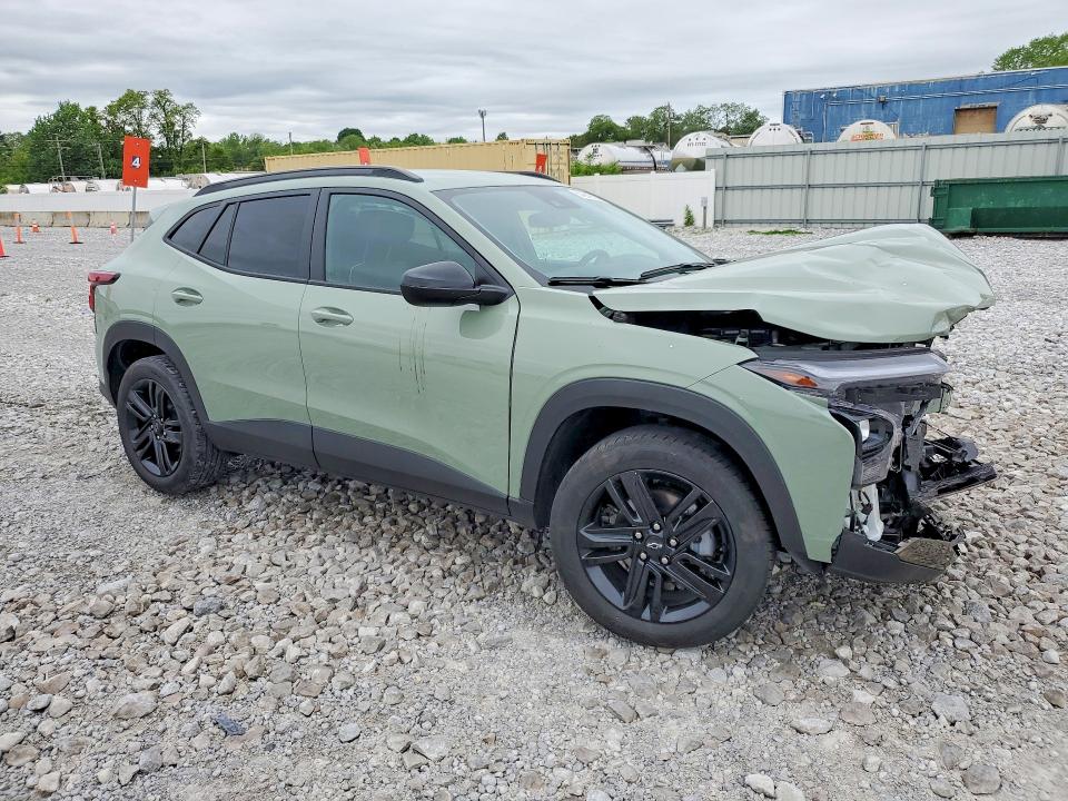 2024 Chevrolet Trax VIN KL77LKE23RC164282 COPART salvage auction — FRONT END, OH - CERT OF TITLE-SALVAGE, sold $2,700 on 2026-07-02 (photo 4)