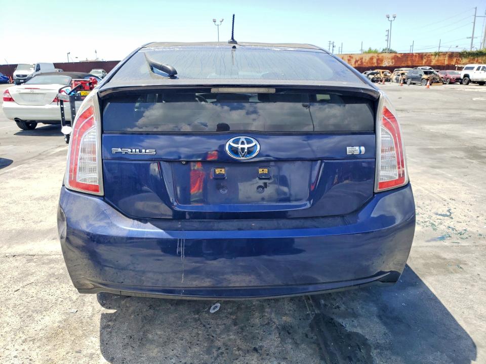 2014 Toyota VIN JTDKN3DU2E1769190 COPART salvage auction — VANDALISM, Ca - Salvage Certificate, sold $1,750 on 2026-07-10 (photo 6)