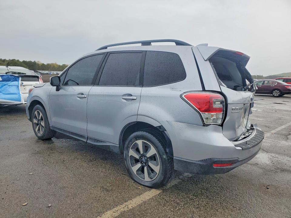 2017 Subaru VIN JF2SJAEC8HH489616 COPART salvage auction — REAR END, WV - SALVAGE CERTIFICATE, sold $300 on 2026-07-22 (photo 2)