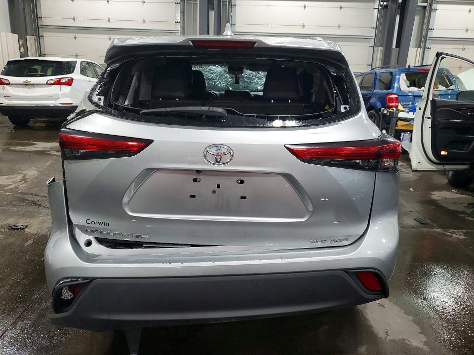 2020 Toyota Highlander VIN 5TDGZRBH3LS510422 COPART salvage auction — REAR END, Mn - Cert Of Title-Salvage, sold $300 on 2026-07-21 (photo 6)
