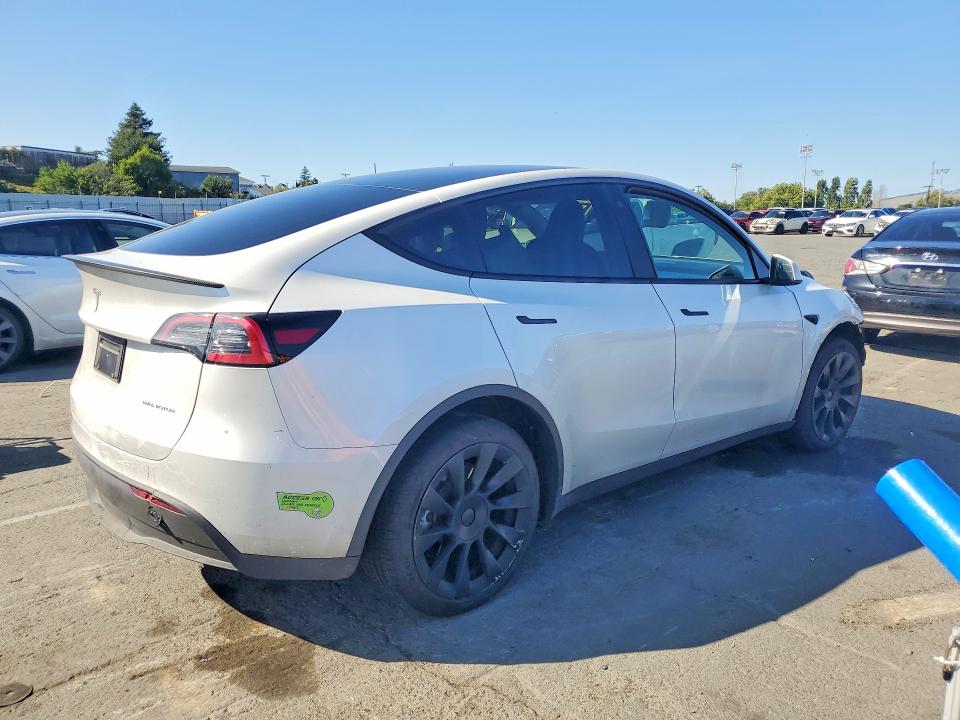 2023 Tesla VIN 7SAYGDEE0PF691586 COPART salvage auction — FRONT END, Ca - Salvage Certificate, sold $15,700 on 2026-07-31 (photo 3)