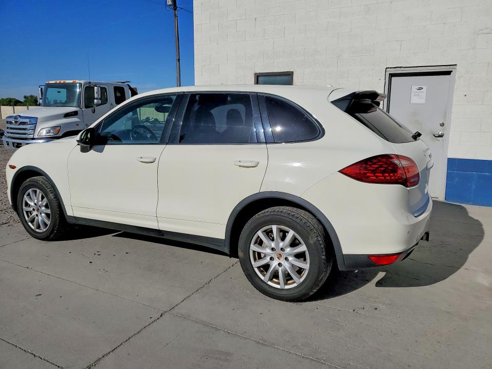 2011 Porsche Cayenne VIN WP1AB2A26BLA53375 COPART salvage auction — REAR END, Ut - Salvage Certificate, sold $2,200 on 2026-07-13 (photo 2)