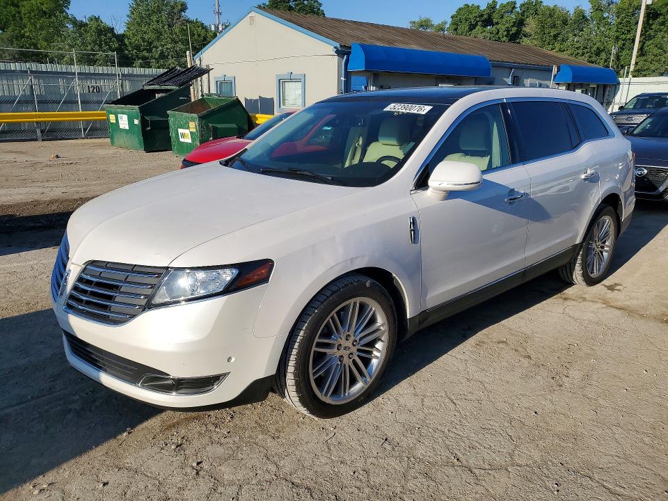 2019 Lincoln Mkt VIN 2LMHJ5AT1KBL01965 COPART salvage auction — HAIL, Ks - Cert Of Title-Salvage, sold $2,550 on 2026-07-22 (photo 1)