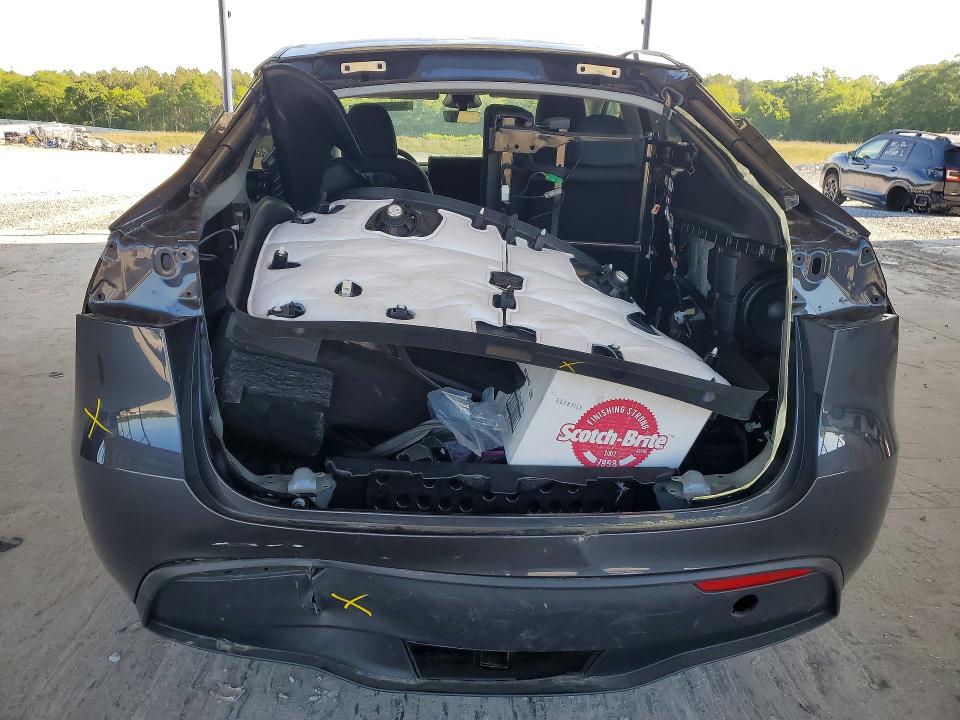2025 Tesla Model y VIN 7SAYGDEE1SA360036 COPART salvage auction — REAR END, GA - CERT OF TITLE-SALVAGE, sold $14,400 on 2026-07-09 (photo 6)