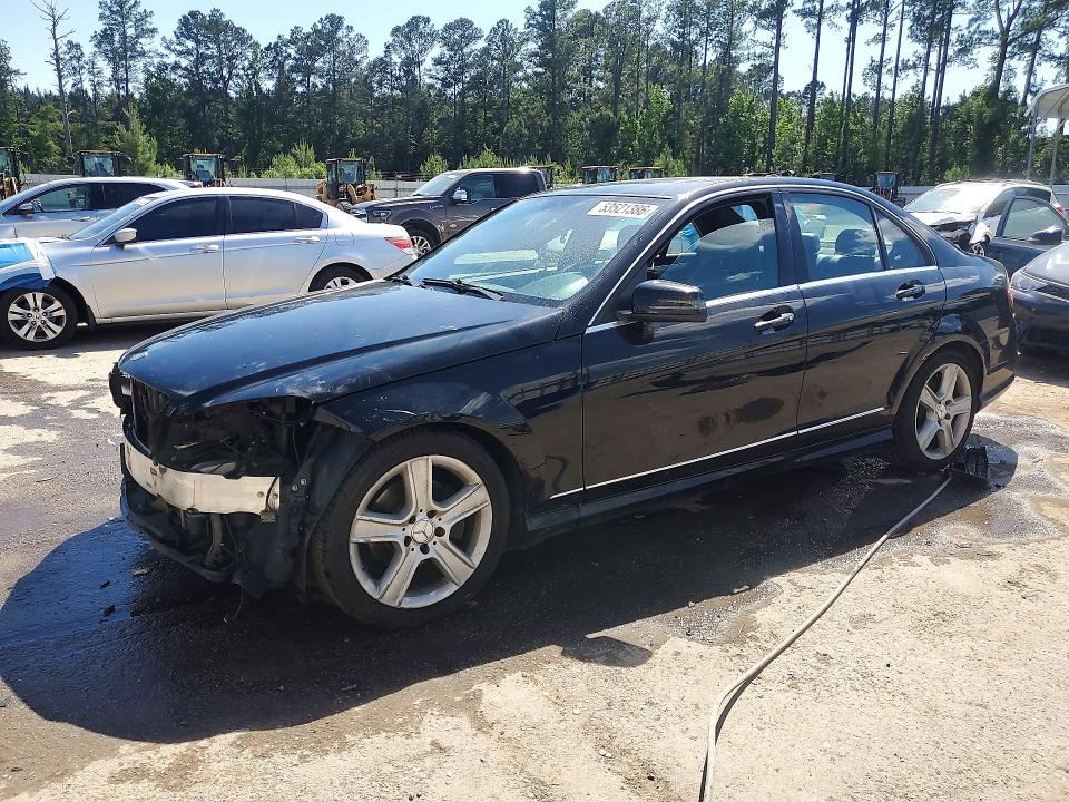 2010 Mercedes-benz C-klasse VIN WDDGF8BB9AR087622 COPART salvage auction — FRONT END, SC - CERT OF TITLE-SALVAGE, sold $450 on 2026-07-27 (photo 1)